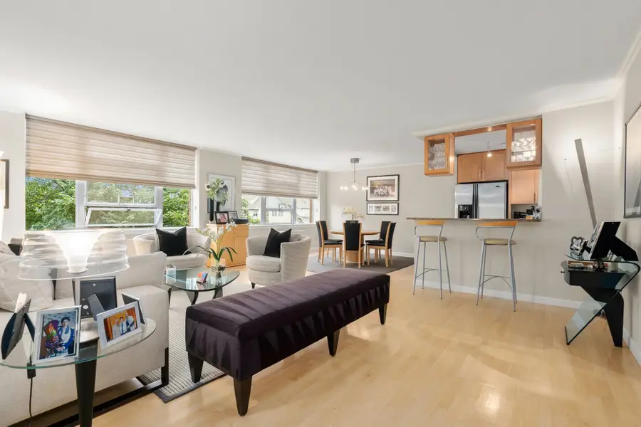 20 Hammond Pond Pkwy #504, Newton, MA 02467 - #3