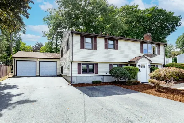 8 Judith Road, Peabody, MA 01960