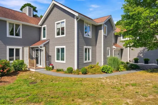 6 Aspen Rd #6, Bourne, MA 02532