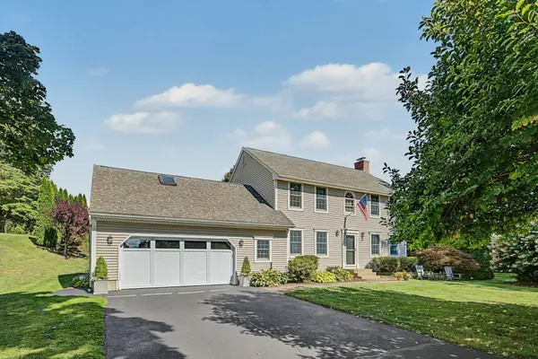 56 North St, Hatfield, MA 01038