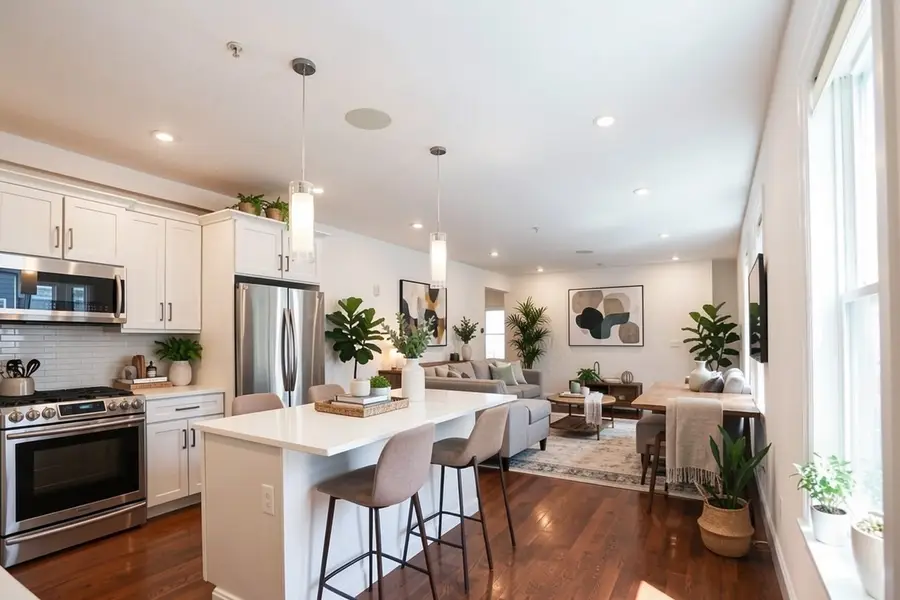 76 Flint St #1, Somerville, MA 02145 - #3