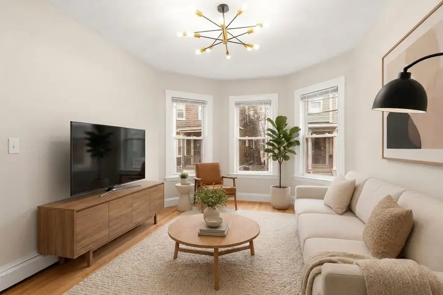 3 Spring Garden Street #apt 1, Boston, MA 02125 - #3