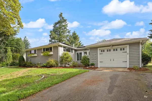 161 Dodge St, Beverly, MA 01915