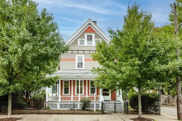 136 Elm Street, Cambridge, MA 02140