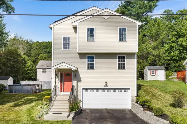 10 Egan Ave, Worcester, MA 01604