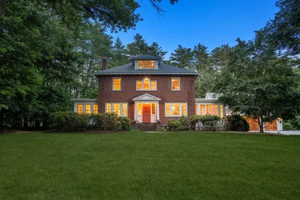 1172 Lowell Rd, Concord, MA 01742