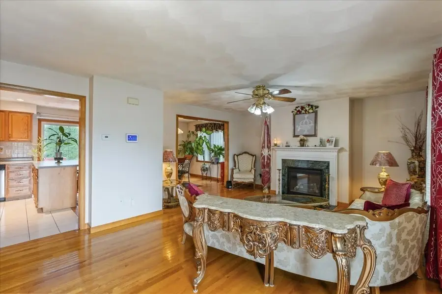 8 Hunter Ave, Methuen, MA 01844 - #3