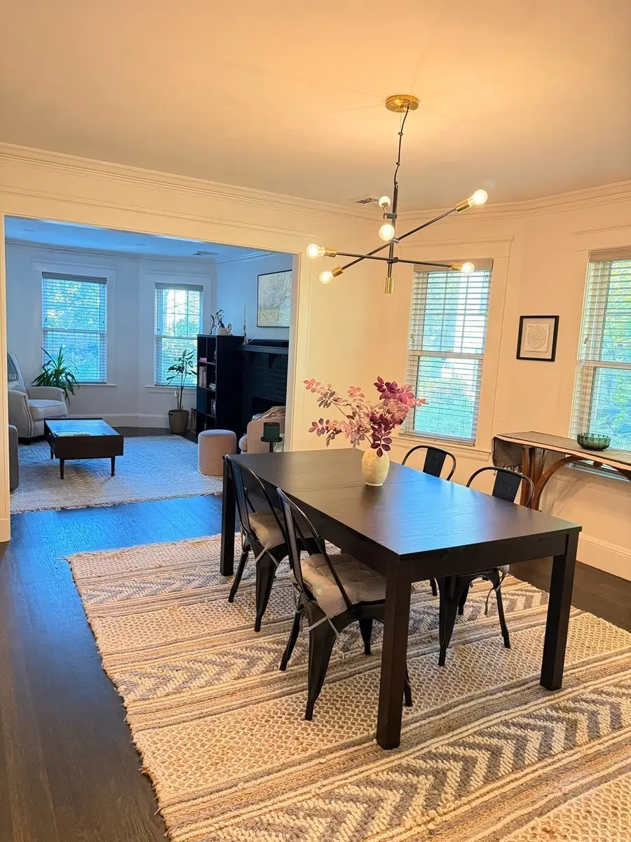 131-133 Mount Vernon St, Newton, MA 02465 - #3