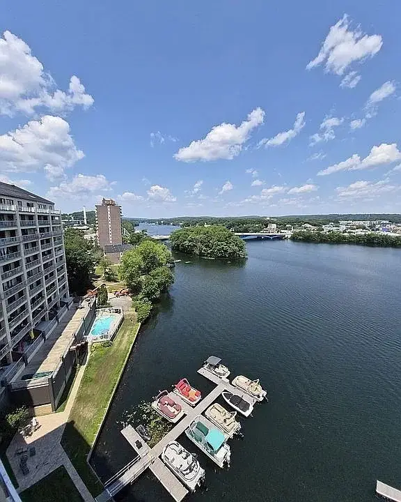 65 Lake Ave #808, Worcester, MA 01604