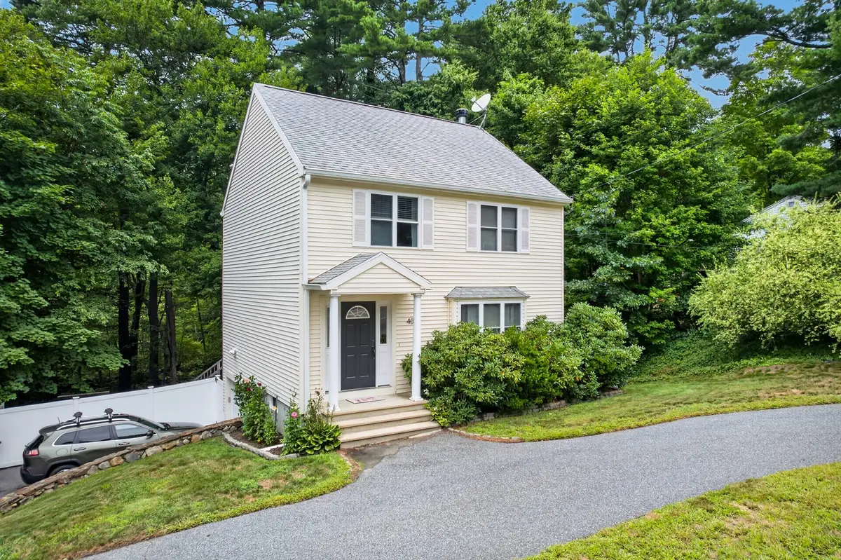 40 Hartford Ave N, Upton, MA 01568 - #1