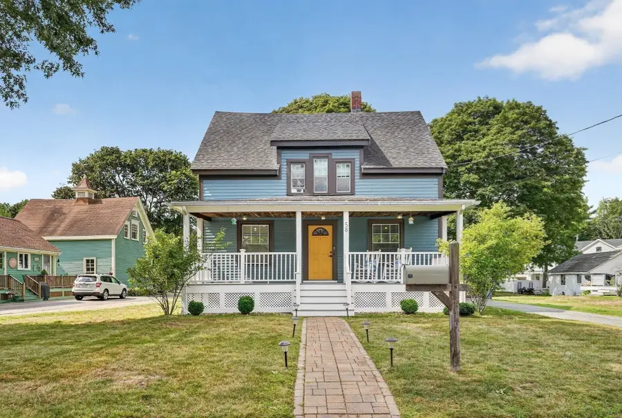58 Grove St, Lynnfield, MA 01940 - #2