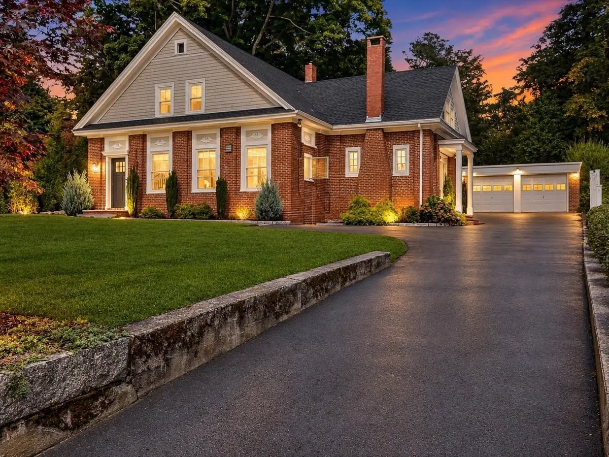 30 Hale St, Beverly, MA 01915 - #1