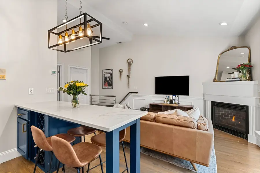 515 E 8th St #3, Boston, MA 02127 - #3