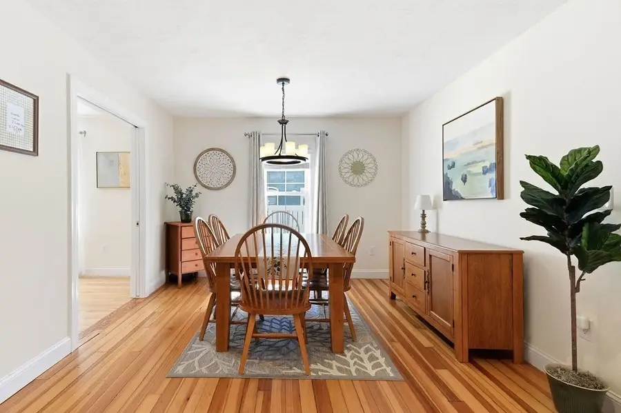 92 Lake Ave, Walpole, MA 02081 - #2