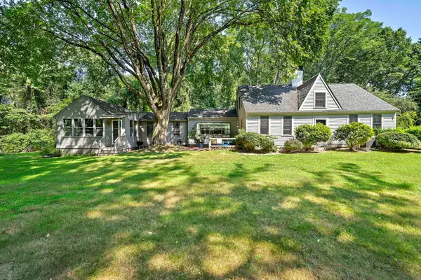 128 Whitford Cir, Marshfield, MA 02050