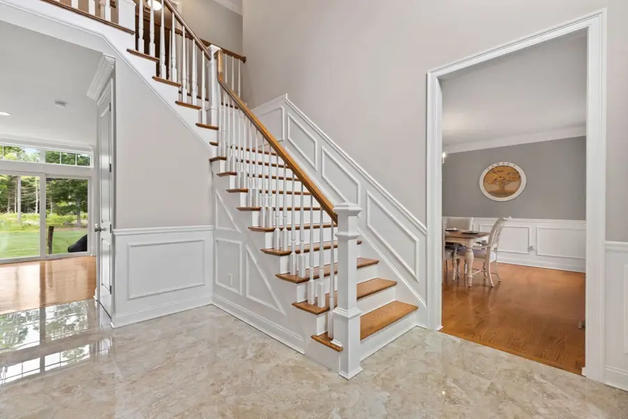 92 Plain St W, Berkley, MA 02779 - #3