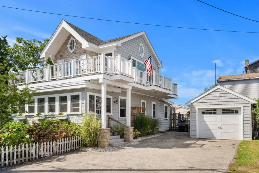 11 69th Street, Newburyport, MA 01950 - #2