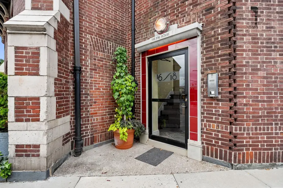 16-18 Walk Hill Street #7, Boston, MA 02130 - #2