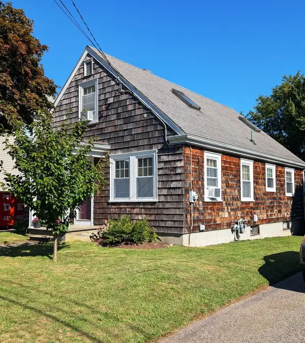 178 California St, Fall River, MA 02723