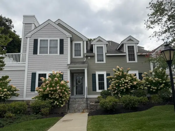 4 Village Dr #4, Quincy, MA 02169
