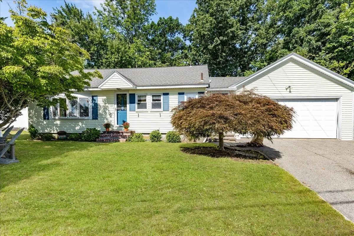 43 Crestwood Cir, Lawrence, MA 01843 - #1