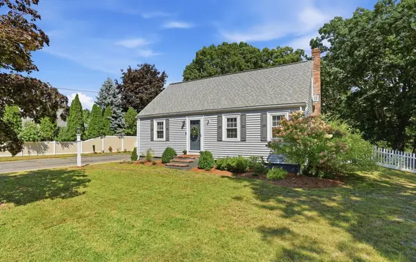 60 Bellflower Rd, Billerica, MA 01821