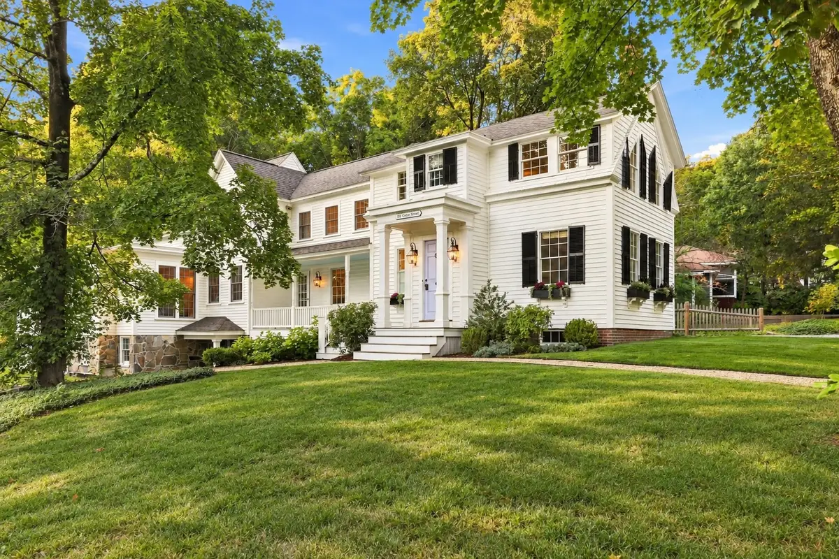 81 Central St, Andover, MA 01810 - #1