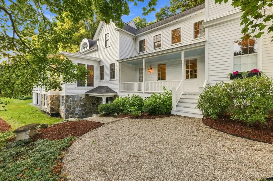 81 Central St, Andover, MA 01810 - #2