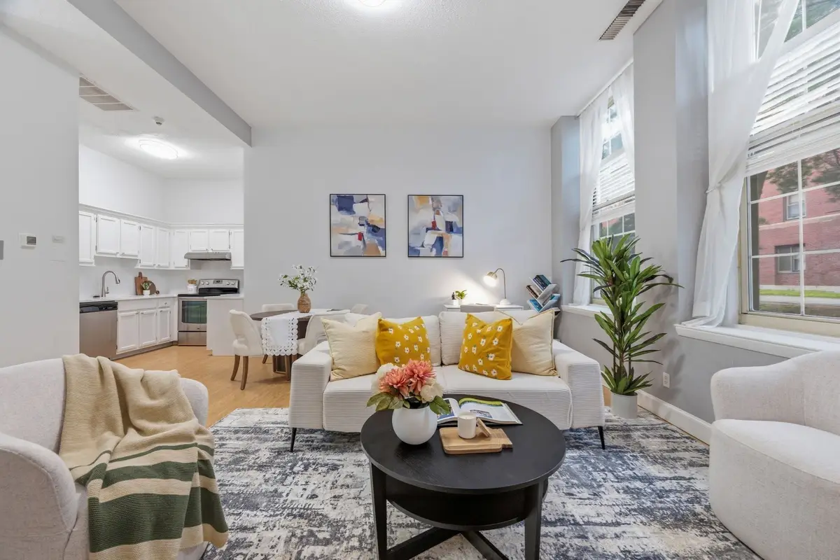 48 Forest St #104, Medford, MA 02155 - #1
