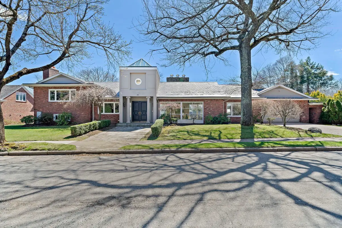 20 Montrose St, Newton, MA 02458 - #1