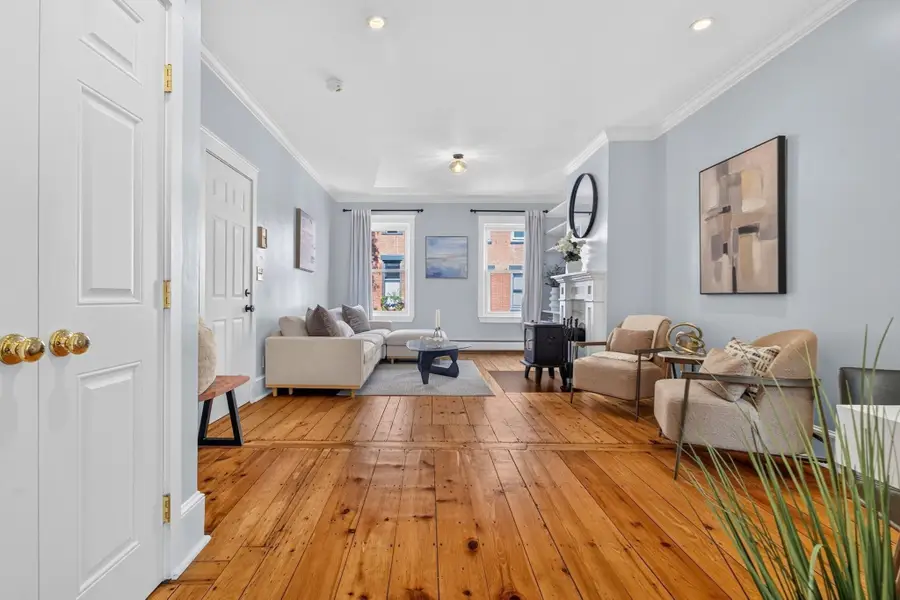 35 Mystic St #1, Boston, MA 02129 - #3