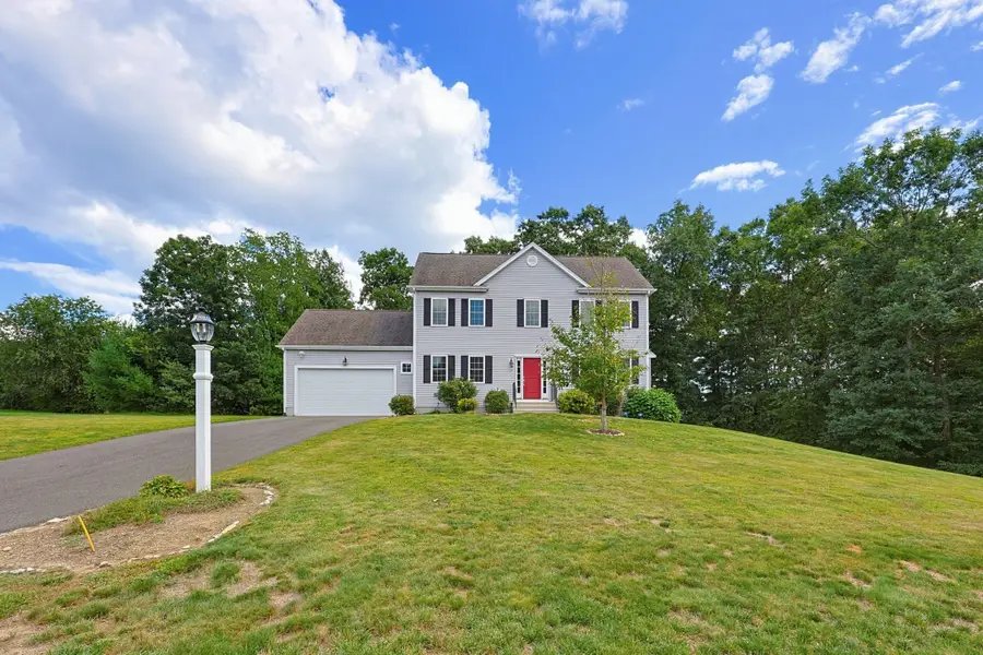 15 Willow Brook Lane, Blackstone, MA 01504 - #2