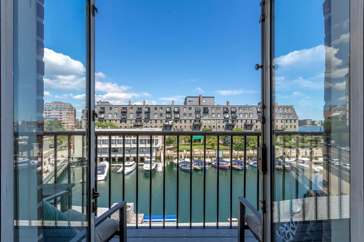 33 Commercial Wharf #41-42, Boston, MA 02110 - #1
