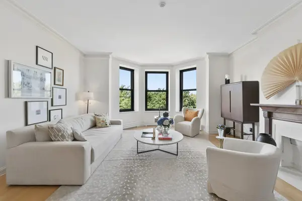 160 Commonwealth Avenue #414, Boston, MA 02116