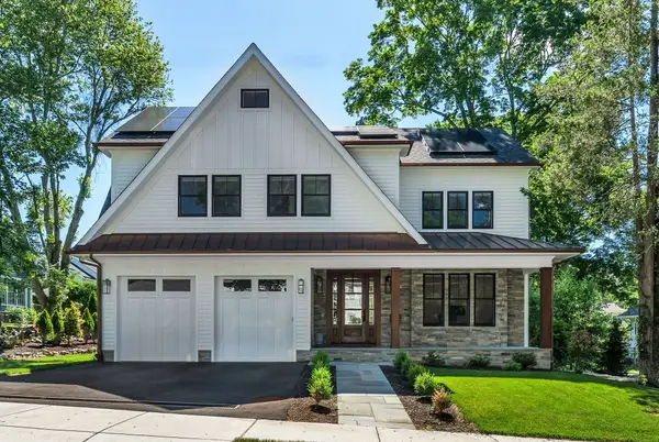 98 Beethoven Ave, Newton, MA 02468