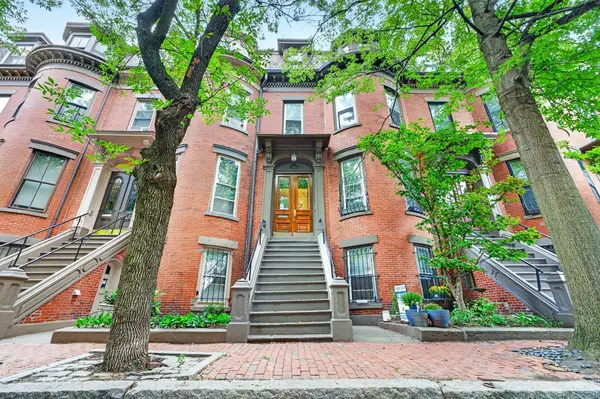 9 Holyoke Street #4, Boston, MA 02116