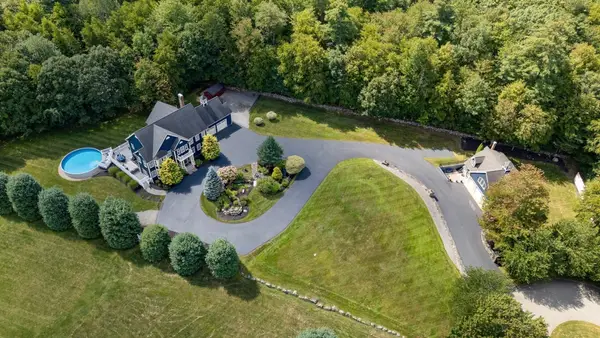 110 Old Farm Rd, Lunenburg, MA 01462