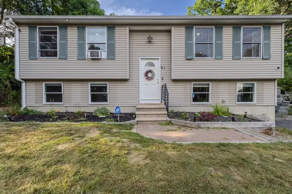 91 Wendell St, Athol, MA 01331