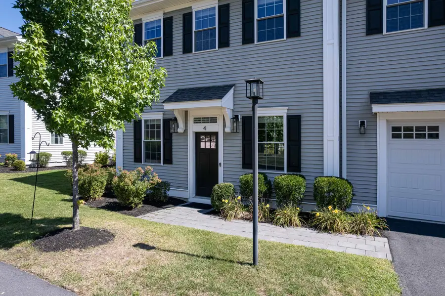 4 Sterling Circle #4, Medway, MA 02053 - #2