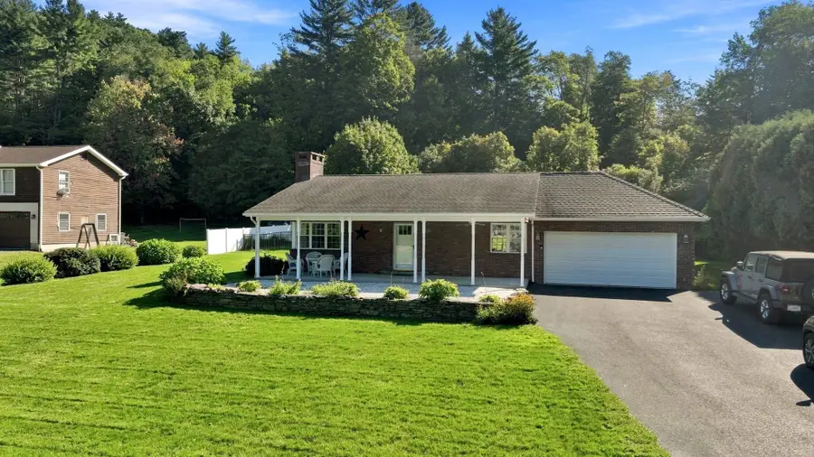 146 Huntington Rd, Russell, MA 01071 - #3