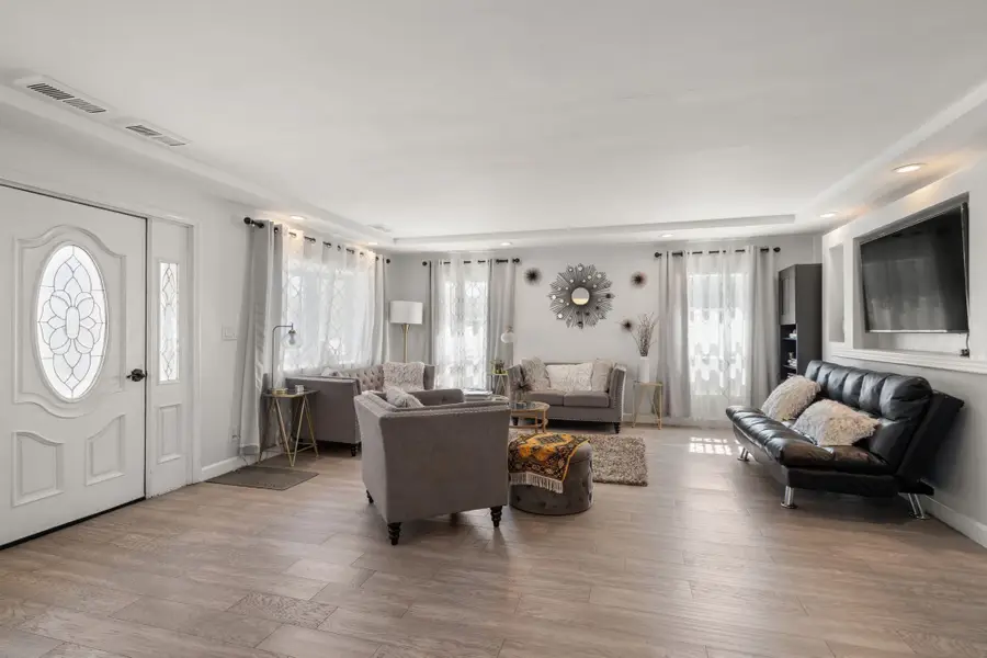 581 California, Newton, MA 02460 - #3