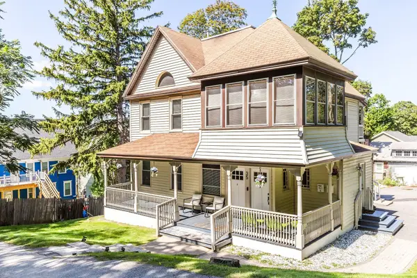 35 Mckinley, Worcester, MA 01605