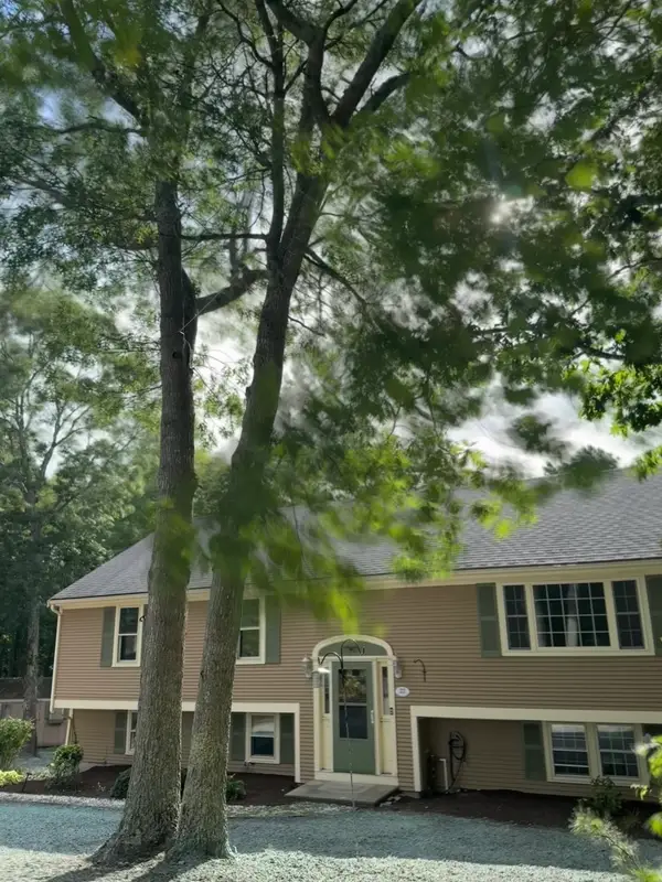 22 Admiral Rickover Rd., Plymouth, MA 02360