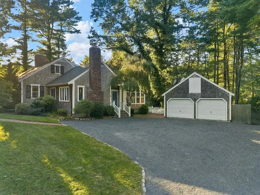 8 Lebaron Way, Mattapoisett, MA 02739 - #2