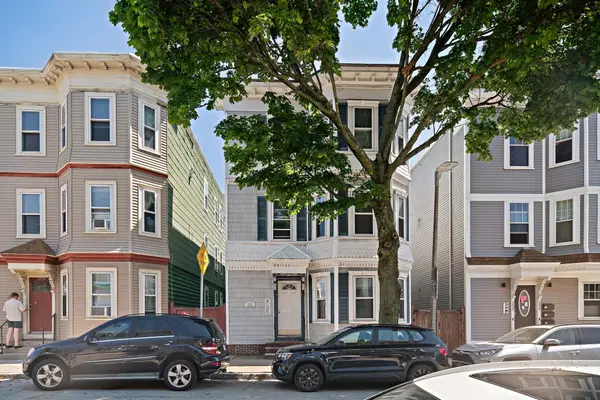 257 E St #2, Boston, MA 02127
