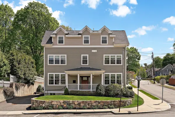 465 Washington Street #465, Winchester, MA 01890