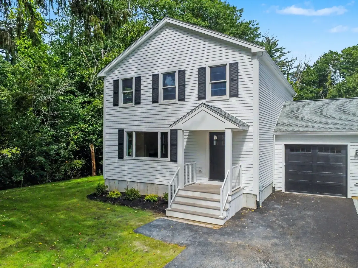 7B Lakeshore Dr, Georgetown, MA 01833 - #1