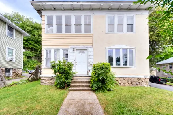 279 Hamilton St, Worcester, MA 01604