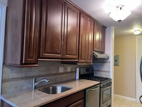 70 Shrewsbury Green #C, Shrewsbury, MA 01545