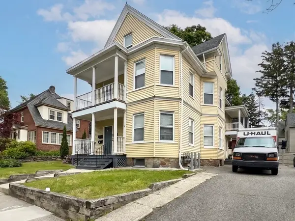 2 Haviland St, Worcester, MA 01602